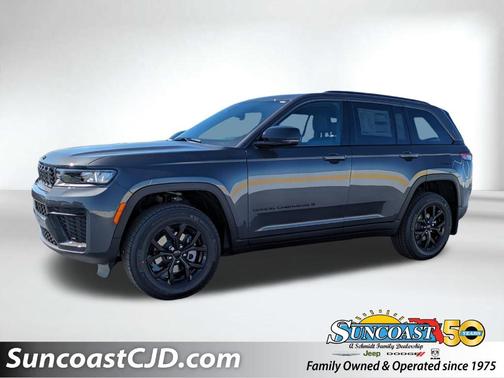 2026 Jeep Grand Cherokee Laredo