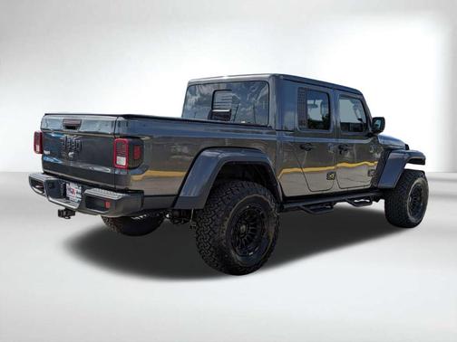 Gray 2025 Jeep Gladiator Sport