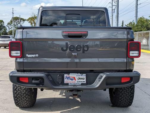 Gray 2025 Jeep Gladiator Sport