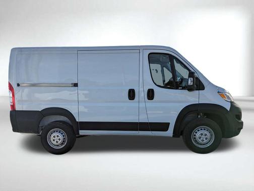 2026 RAM ProMaster 1500 Low Roof