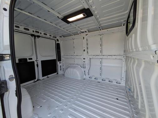 2026 RAM ProMaster 1500 Low Roof