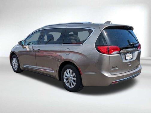 Silver 2018 Chrysler Pacifica Touring-L
