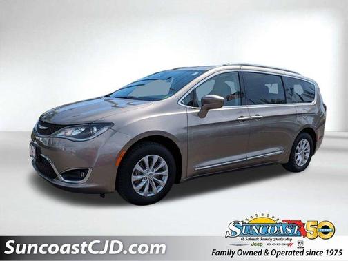 Silver 2018 Chrysler Pacifica Touring-L