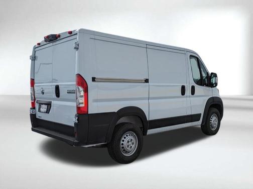 2026 RAM ProMaster 1500 Low Roof