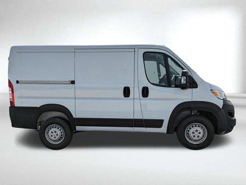 2026 RAM ProMaster 1500 Low Roof