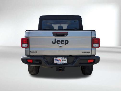 2020 Jeep Gladiator Sport