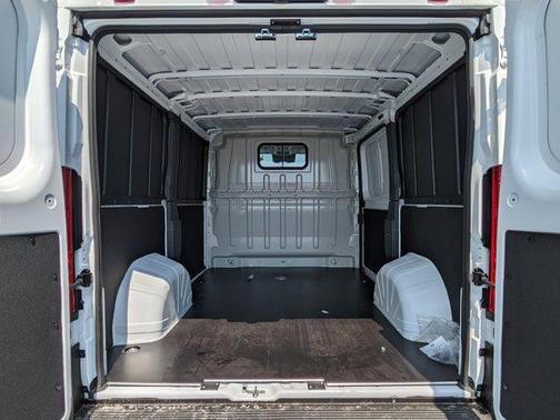 2025 RAM ProMaster 1500 Low Roof