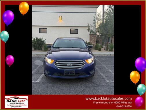 Deep Impact Blue 2013 Ford Taurus SE