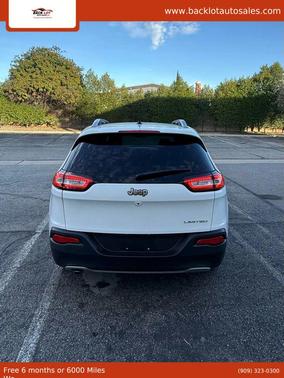 2015 Jeep Cherokee Sport
