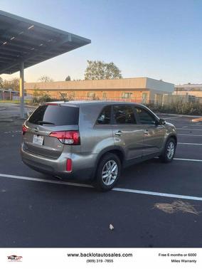 2015 Kia Sorento LX