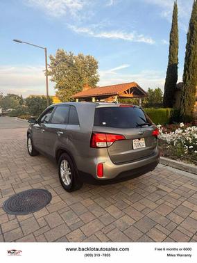 2015 Kia Sorento LX