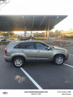 2015 Kia Sorento LX