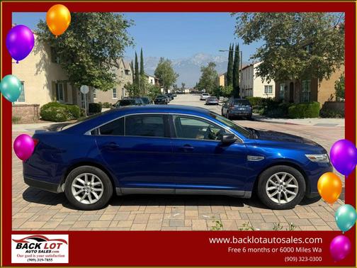 Deep Impact Blue 2013 Ford Taurus SE