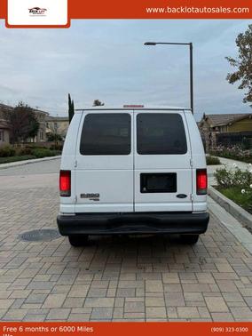 2008 Ford E350 Super Duty XL Wagon