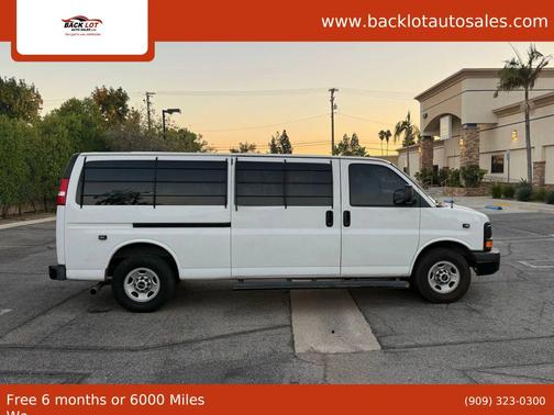 2015 GMC Savana 3500 LS