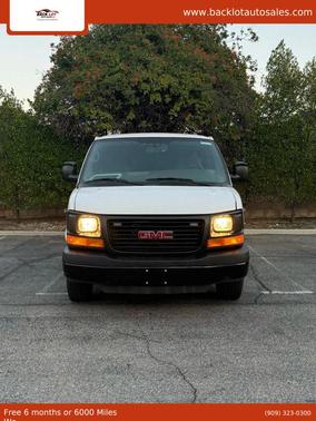 2015 GMC Savana 3500 LS