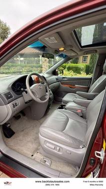 2010 Toyota Sienna XLE