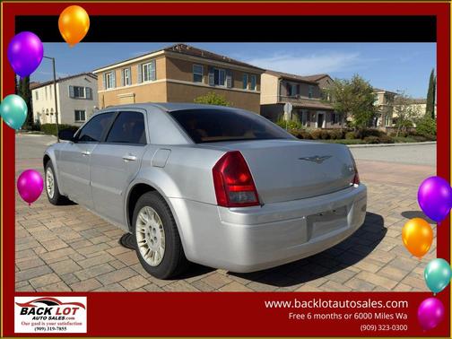 2006 Chrysler 300 Base