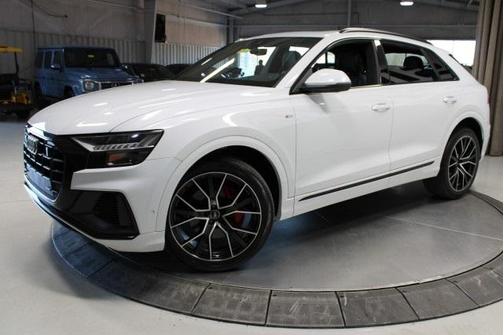 2021 Audi Q8 55 Premium