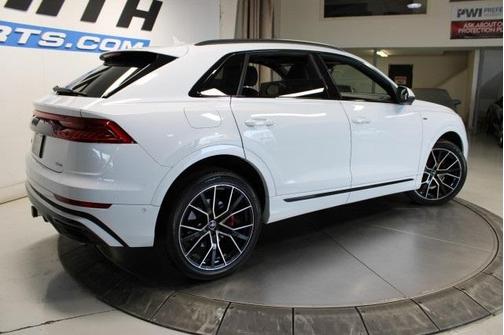 2021 Audi Q8 55 Premium