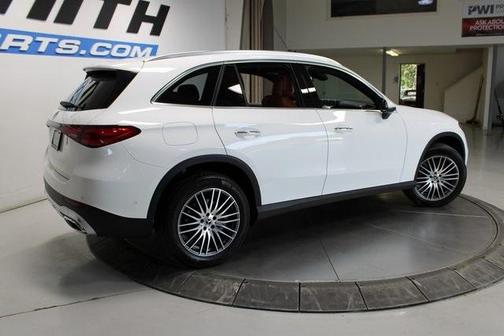 2023 Mercedes-Benz GLC 300 Base