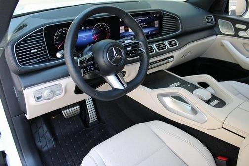 2024 Mercedes-Benz GLS 450 4MATIC