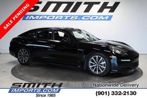 2016 Porsche Panamera 