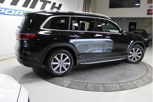2022 Mercedes-Benz GLS 450 4MATIC