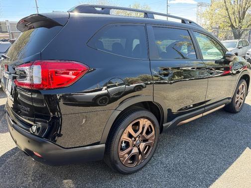 Crystal Black Silica 2026 Subaru Ascent Limited Bronze Edition