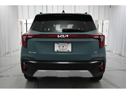 2025 Kia Seltos EX