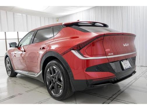 2025 Kia EV6 Wind