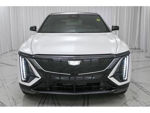 2025 Cadillac LYRIQ Sport