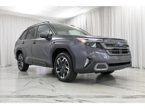 Magnetite Gray Metallic 2026 Subaru Forester Limited