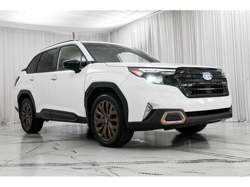 Crystal White Pearl 2025 Subaru Forester Sport