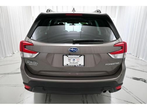 Brilliant Bronze Metallic 2023 Subaru Forester Premium
