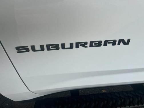 2024 Chevrolet Suburban Z71