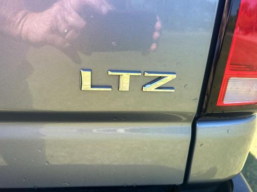 Sterling Gray Metallic 2025 Chevrolet Silverado 2500 LTZ