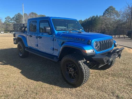 2025 Jeep Gladiator Sport