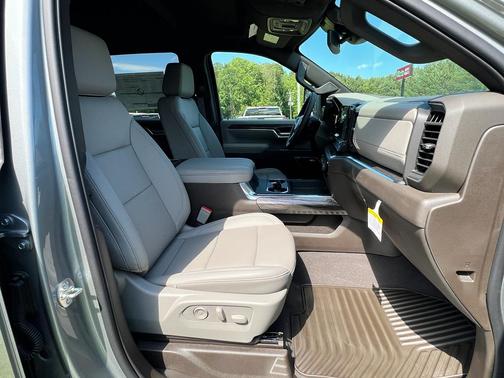 2025 Chevrolet Silverado 3500 LTZ