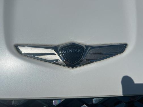 2022 Genesis GV70 2.5T