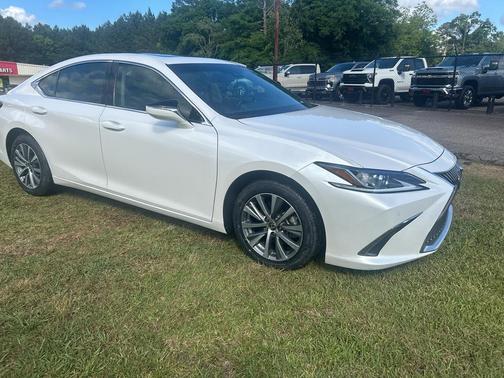 Eminent White Pearl 2021 Lexus ES 250 Base