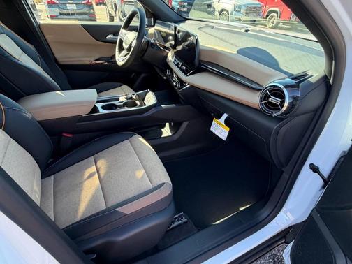 2026 Chevrolet Equinox FWD ACTIV