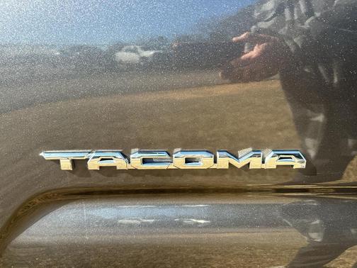 2016 Toyota Tacoma SR5