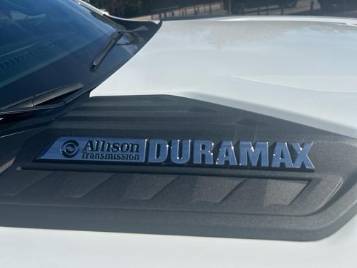 2025 Chevrolet Silverado 3500 High Country