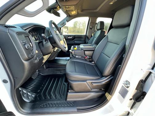 2025 Chevrolet Silverado 2500 WT