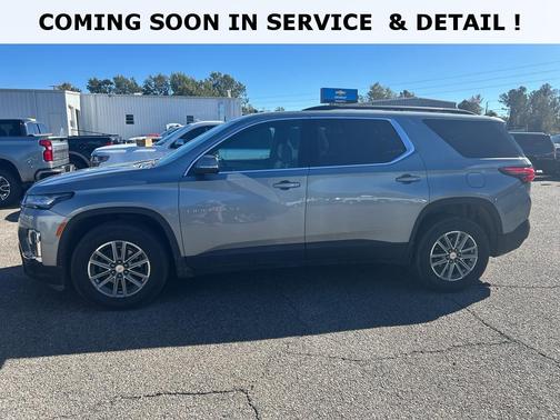2023 Chevrolet Traverse LT Leather
