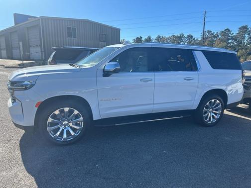 2022 Chevrolet Suburban Premier