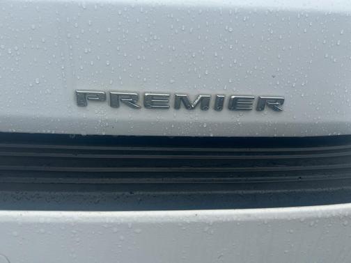 2022 Chevrolet Suburban Premier