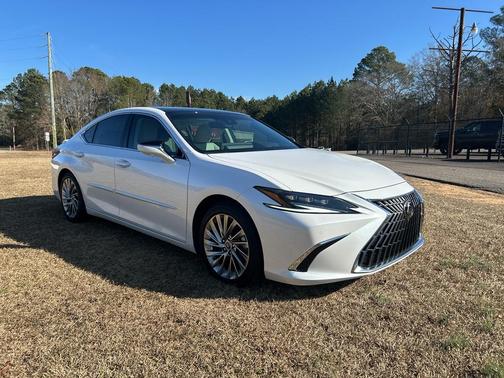 2023 Lexus ES 350 Ultra Luxury