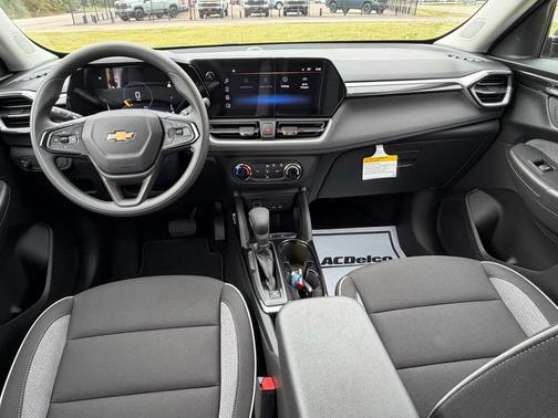 Sterling Gray Metallic 2026 Chevrolet Trailblazer LS